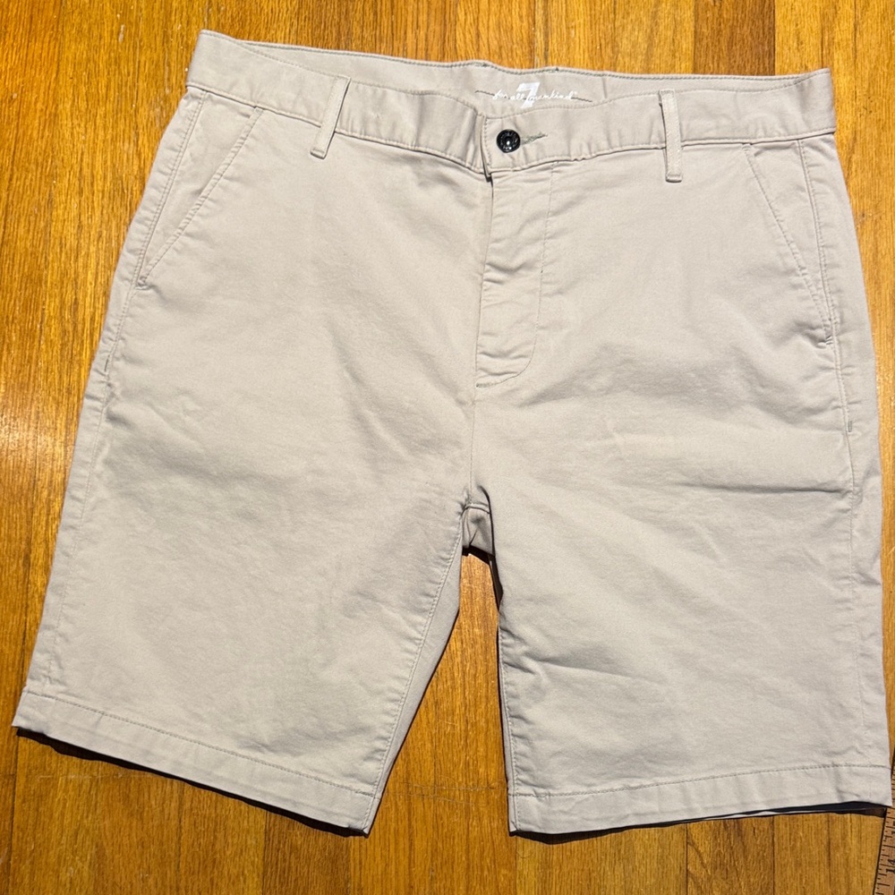7 For All Mankind Men’s Shorts Size 34